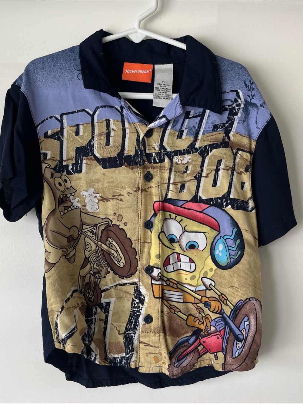 Nickelodeon SpongeBob Button-Down Shirt in Yellow and Navy